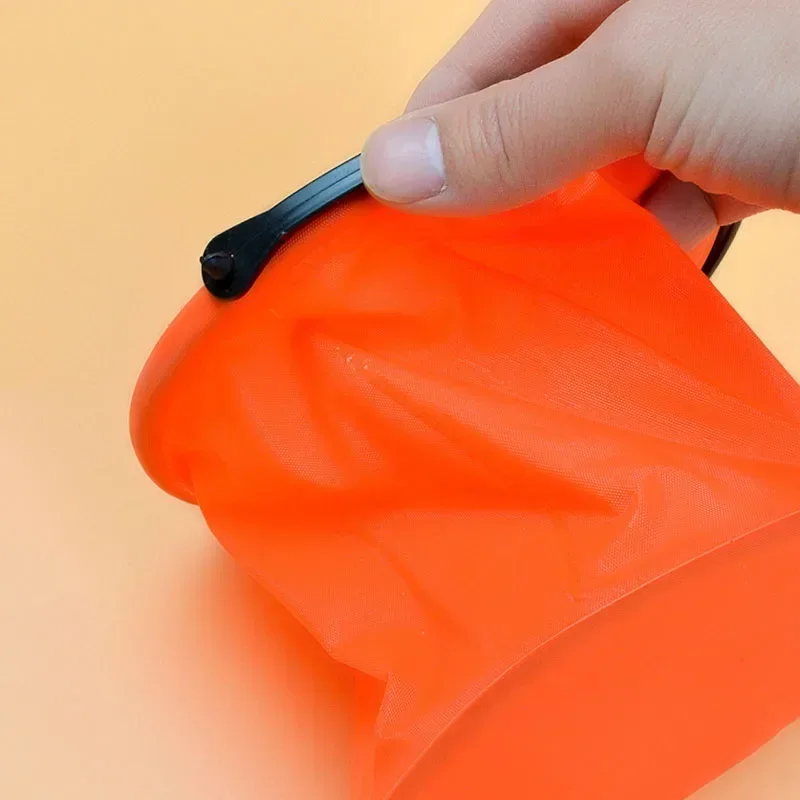 Mainan Ember Pasir Pantai, Emb - Water Bag Collapsible ulasan dan harga